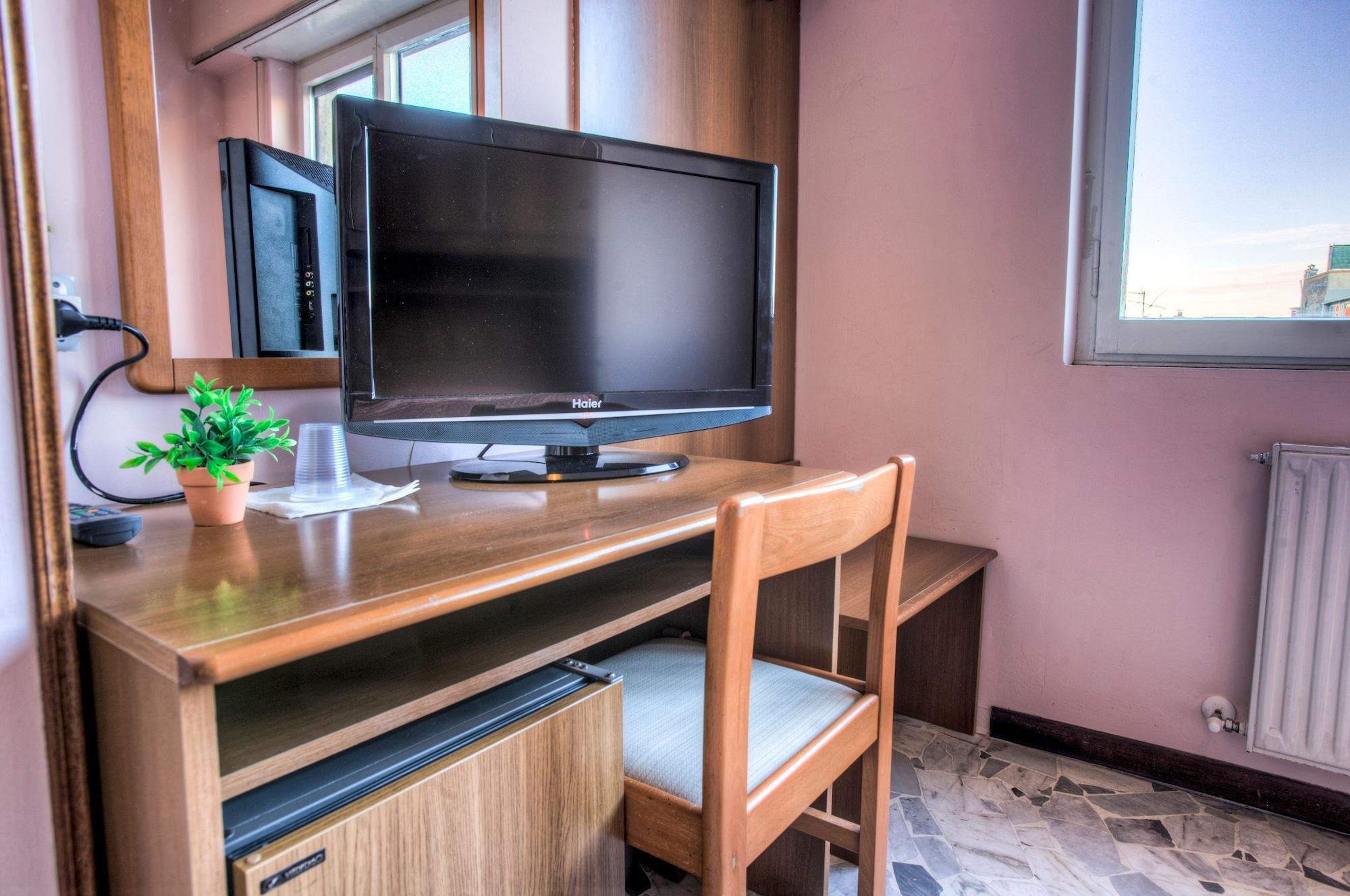 Hotel Riviera Сан Ремо Екстериор снимка